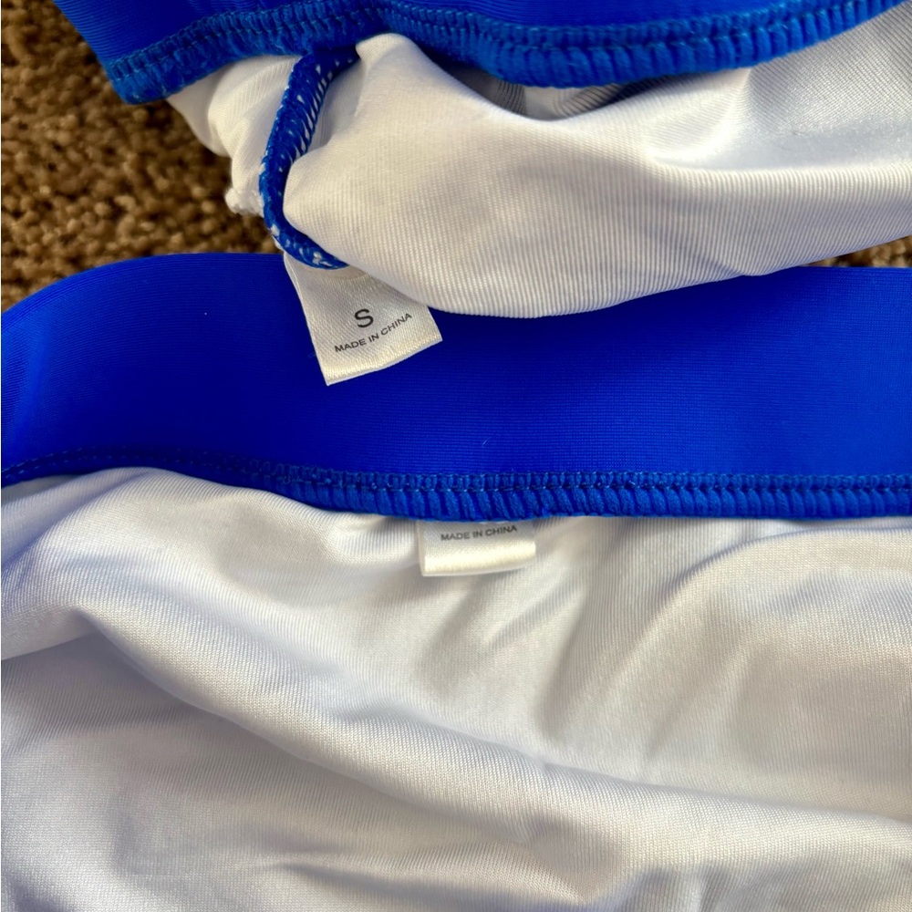 Blue bikini - Picture 4 of 5